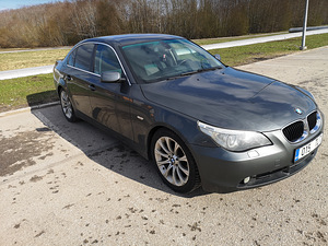 M: BMW e60 525i 141kw (8 foto / 14)