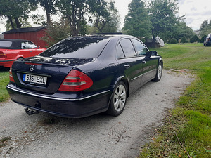 Mercedes-Benz E320cdi (4 фото из 9)