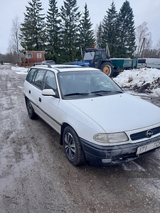 Opel astra (1 foto / 6)