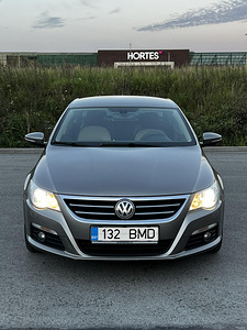 Volkswagen Passat CC (1 foto / 12)
