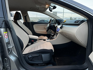 Volkswagen Passat CC (9 foto / 12)