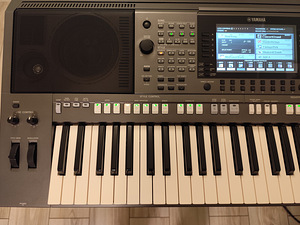 YAMAHA PSR S-770 (2 foto / 10)