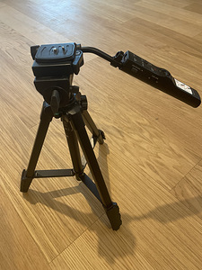Sony VCT-VPR1 штатив (3 фото из 4)