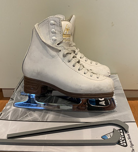 Jackson mystique 1C uisud (2 foto / 5)