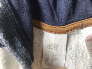 H&M dresskombe s92 (2 foto / 2)