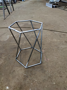 Loft stiilis tool (3 foto / 3)