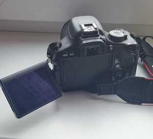 Canon eos 600D (6 фото из 8)