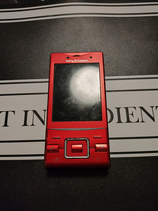 Sony Ericsson Hazel j20i (3 foto / 4)