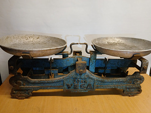 Vanaaegne VEGA 20 kg kaal koos originaalraskustega (2 foto / 2)