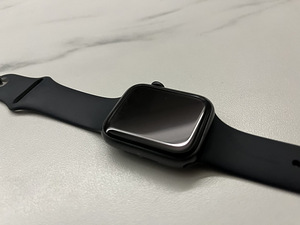 Apple watch SE 44mm GPS (2 foto / 3)