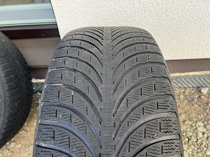 Cayenne, Touareg, Audi Q7 275/45 R20 (8 foto / 10)