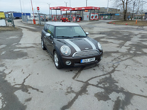MINI COOPER CLUBMAN (4 foto / 5)