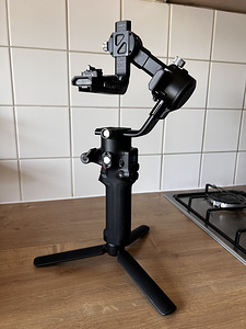 DJI RSC 2 (3 foto / 7)