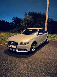 Audi A4 2008 2.0 TDI B8 (3 foto / 15)