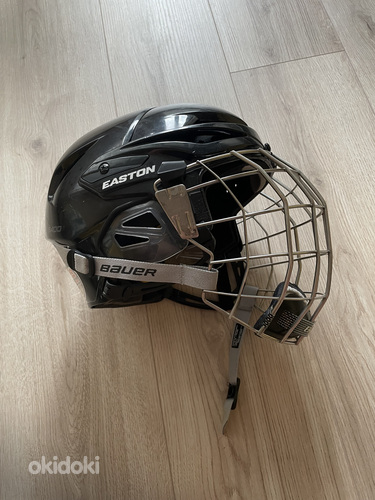 Хоккейный шлем (фото #2)