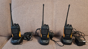 Hytera HYT TC-610 käsiraadio (1 foto / 1)