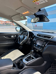 Nissan Qashqai (3 foto / 10)