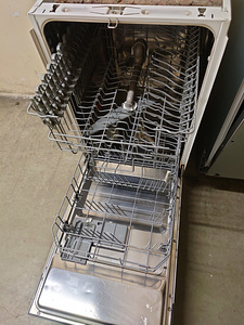Noudepesumasin Elektrolux 45 sm (5 foto / 5)