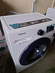 Pesumasin Samsung 6 kg garantiiga (5 foto / 5)