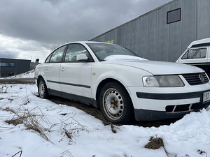 Passat B5 1.9tdi (3 foto / 5)