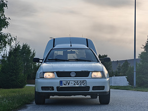 Volkswagen Caddy (6 foto / 9)