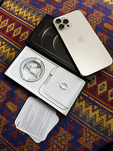iPhone 12 Pro Макс 256 ГБ (1 фото из 2)