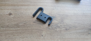 Xboxi lauaalune puldihoidja (3 foto / 3)