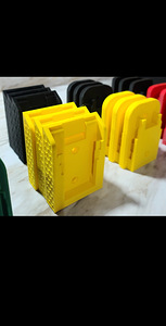 Держатель для аккумулятора Dewalt 20 В (3 фото из 3)