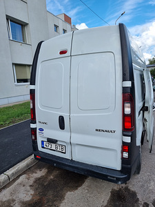 Рено трафик (1 фото из 5)