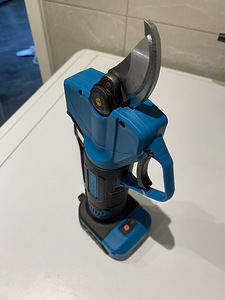 Oksakäärid makita 18v akudele (3 foto / 3)