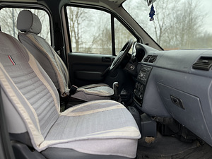 Ford tourneo connect (4 foto / 10)
