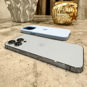 iPhone 13 Pro (Sierra Blue) (1 foto / 6)