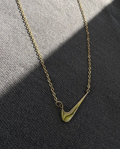 NIKE подвеска на шею (3 фото из 6)