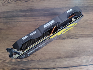 ZOTAC GeForce GTX 1080 AMP Extreme 8 ГБ (4 фото из 5)