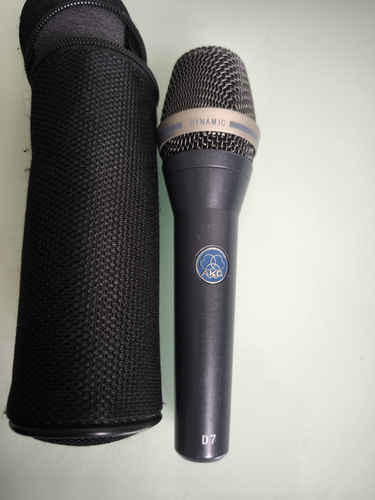 Mikrofon AKG D7