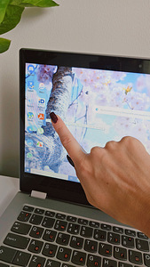 SÜLEARVUTI Lenovo Yoga 520-14IKB (3 foto / 7)