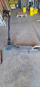 Xiaomi Mi Scooter Pro 2 Mersedes AMG Petronas Formula 1. (4 foto / 4)