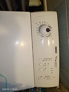Pesumasin Zanussi ZWP580 5,5kg (2 foto / 3)