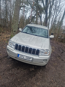 Jeep Grand Cherokee 2007 (6 foto / 6)