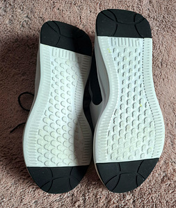 Женские кроссовки Puma. (6 фото из 7)