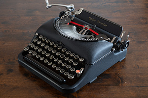 1939 г. Редкая пишущая машинка Smith Premier 35 (3 фото из 5)