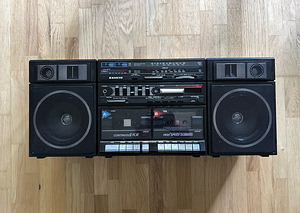 Sanyo C40 kaasaskantav raadio, kassetimängija (1 foto / 2)