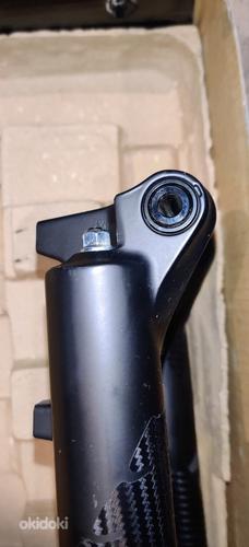 SR SUNTOUR XCM34 110mm esiamort, kahvel, vedrustus rattale (foto #7)