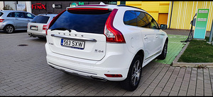 Volvo XC60 2.0 TDI 133kW (5 foto / 14)