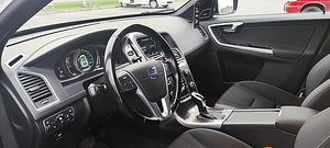 Volvo XC60 2.0 TDI 133kW (8 foto / 14)
