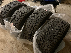 Nokian Hakkapelita 9 внедорожник (1 фото из 4)