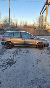 Nissan almera (10 foto / 12)