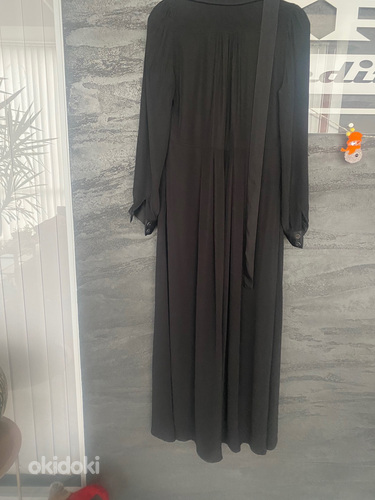 Элегантное черное платье макси Andiata финского дизайна с ка (фото #7)