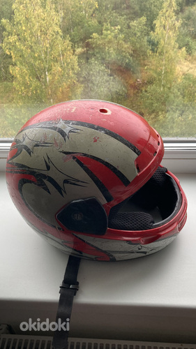Мотоциклетный шлем размера S/M (фото #1)