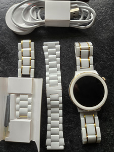 Huawei Watch GT 3 Pro Ceramic 43 мм (4 фото из 9)